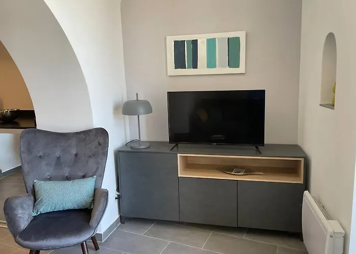 Apartment 3 Pieces Vue Bord De Hyper Centre Menton