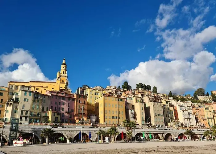 3 Pieces Vue Bord De Hyper Centre Apartment Menton