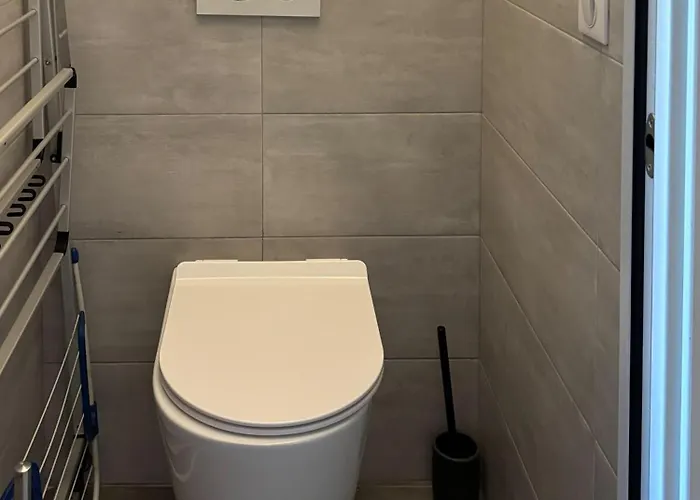 3 Pieces Vue Bord De Hyper Centre Apartment Menton